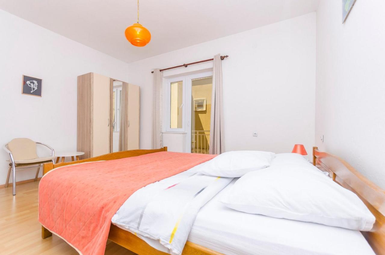Apartments Zora Starigrad Paklenica Esterno foto